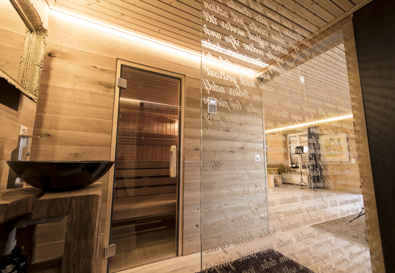 05_kellerausbau_offene_dusche_holz