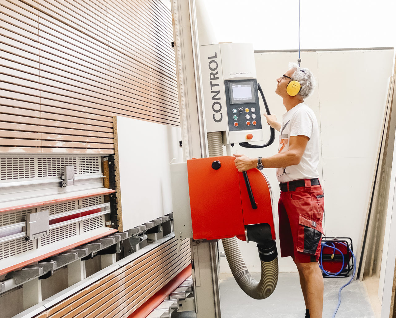 schreinerei_sa%cc%88gen_01